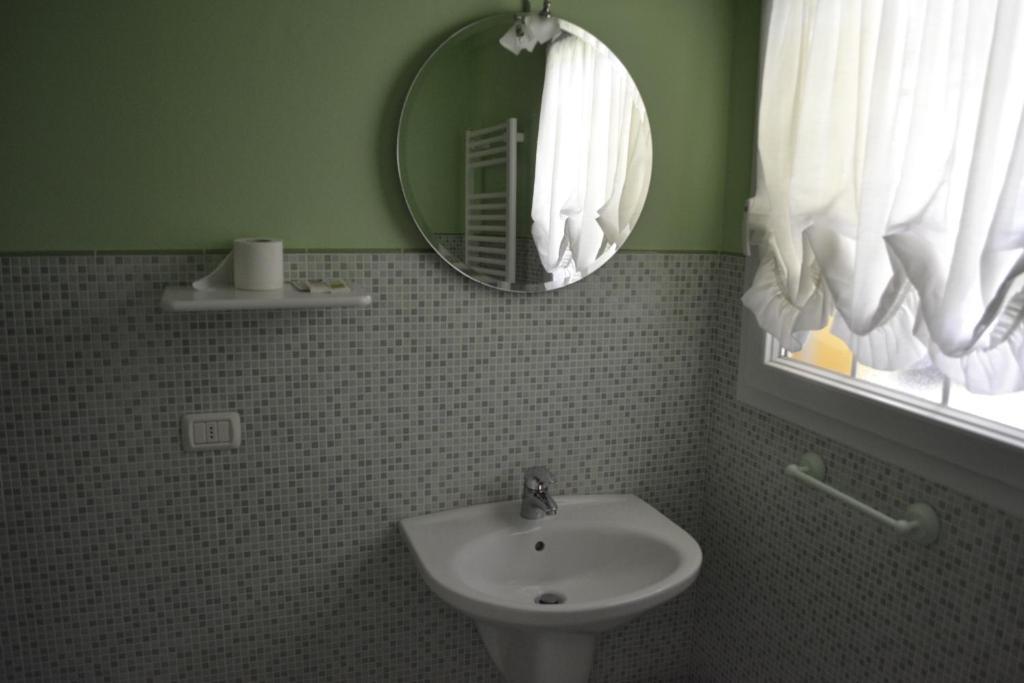 Villa La Tenuta Del Giglio à Tavullia Chambre photo