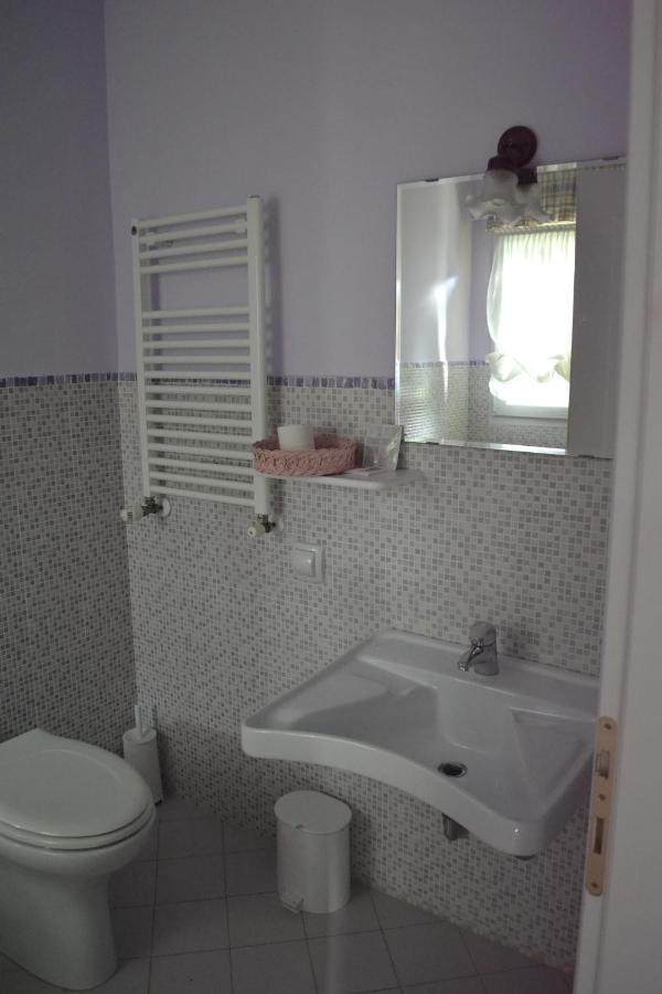Villa La Tenuta Del Giglio à Tavullia Chambre photo