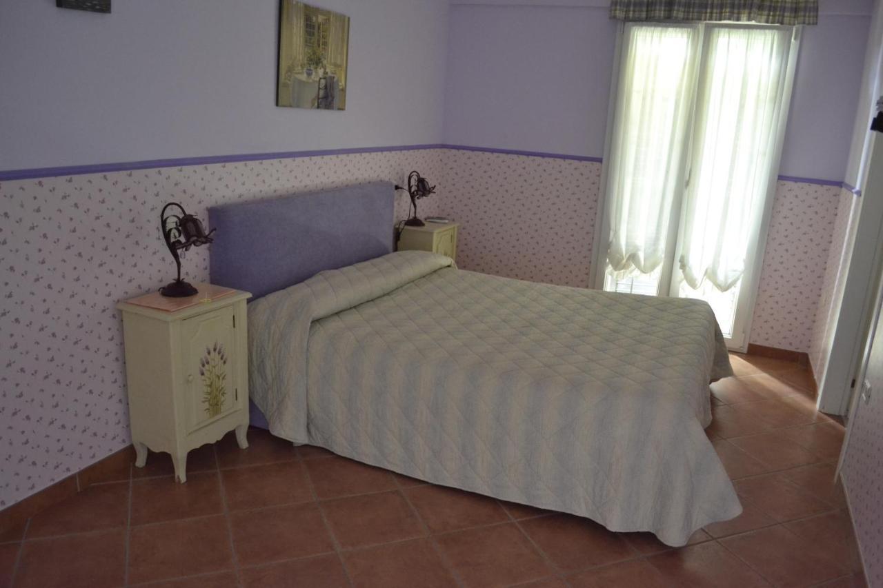 Villa La Tenuta Del Giglio à Tavullia Chambre photo